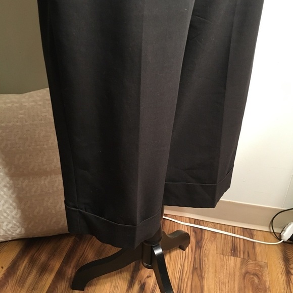 Larry Levine stretch trouser shorts - Picture 6 of 8